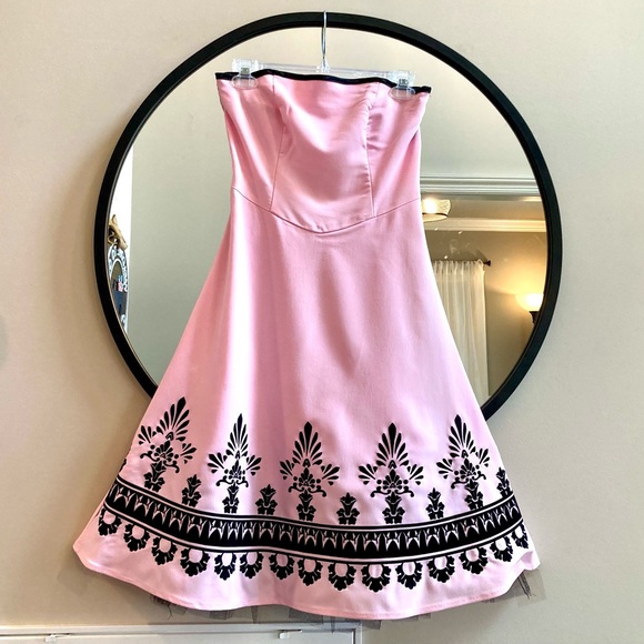 NWOT Speechless Strapless Midi Retro Dress NWOT Speechless Strapless Midi Retro Dress
